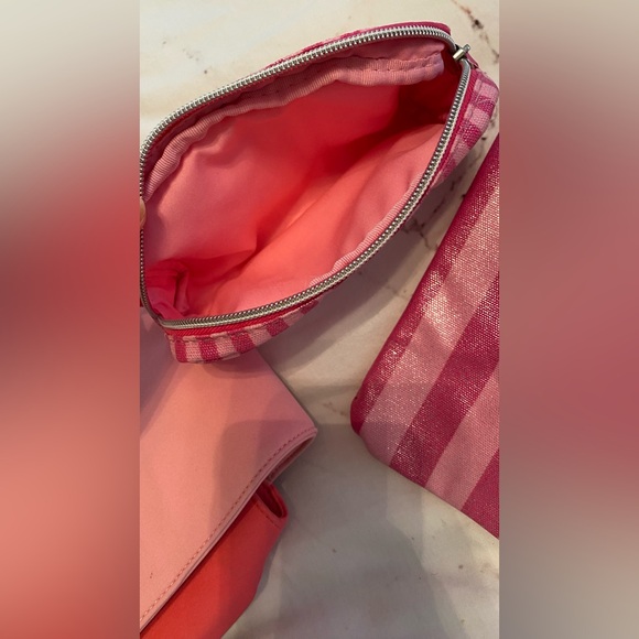 Victoria’s Secret Travel Pouches - Picture 8 of 11